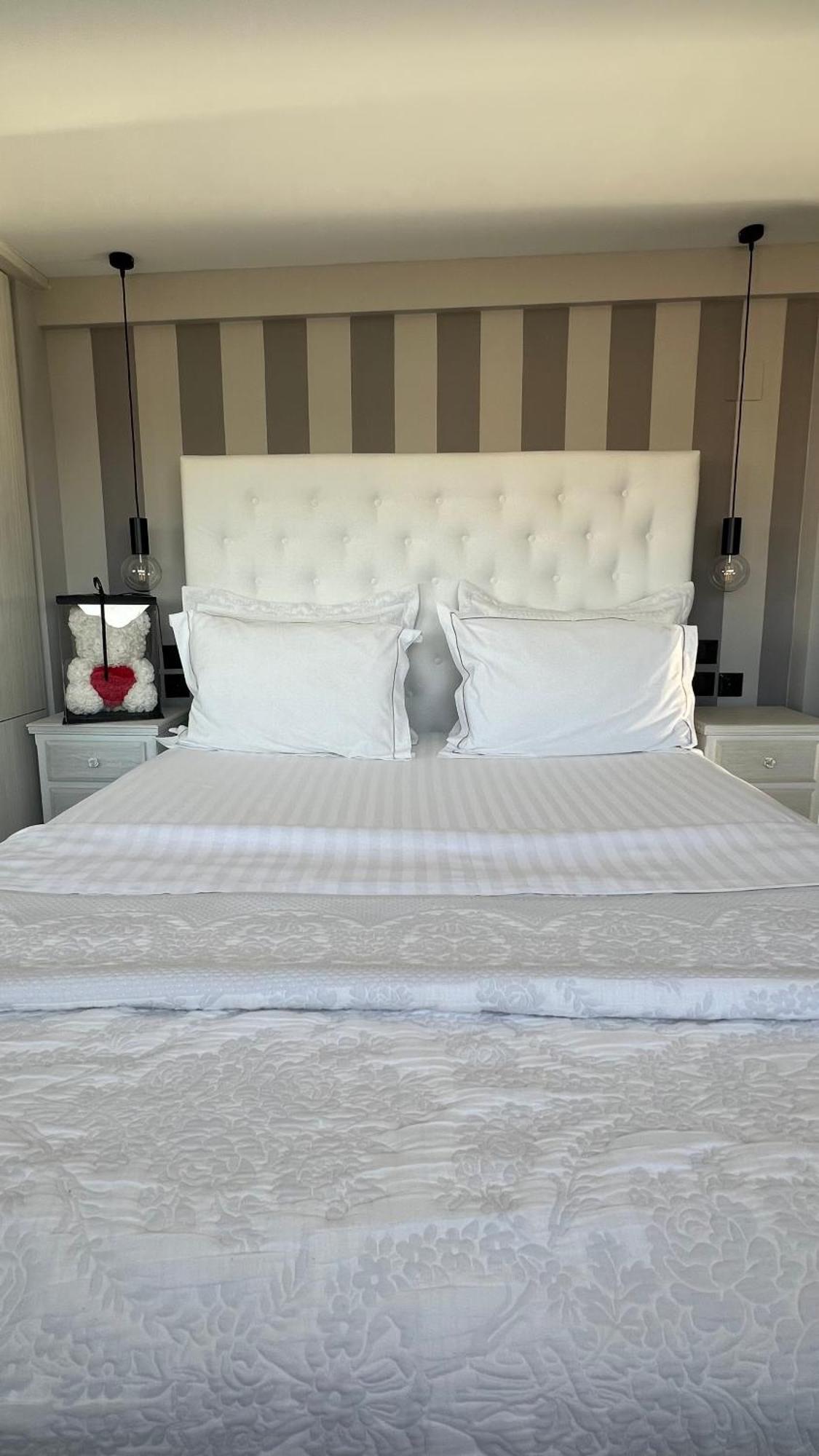 Knd Living Concept - Penthouse Apartment Nea Alikarnassos Luaran gambar